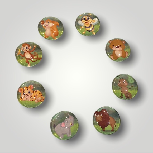 Set of 8 𝑯𝒂𝒏𝒅𝒎𝒂𝒅𝒆 Outdoor Creatures on Cabachon 1” Magnets Gifts 🎁 - Picture 9 of 12